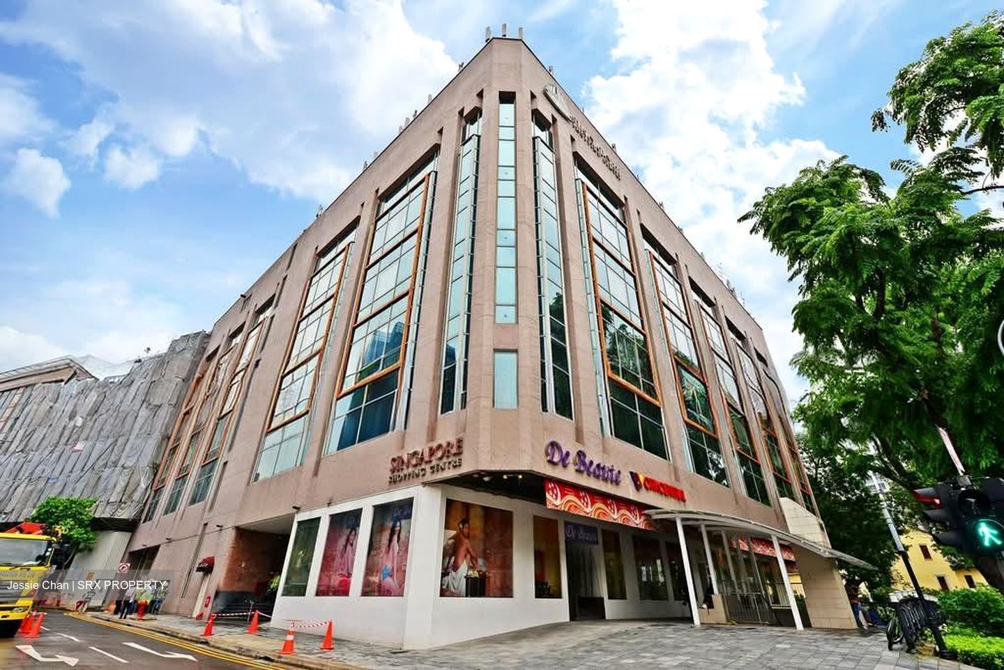 Singapore Shopping Centre (D9), Retail #549787941